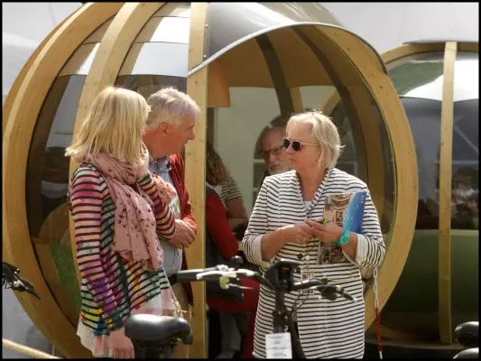 Tuinkamer in tuin - Orbo